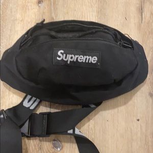 Black supreme fanny pack